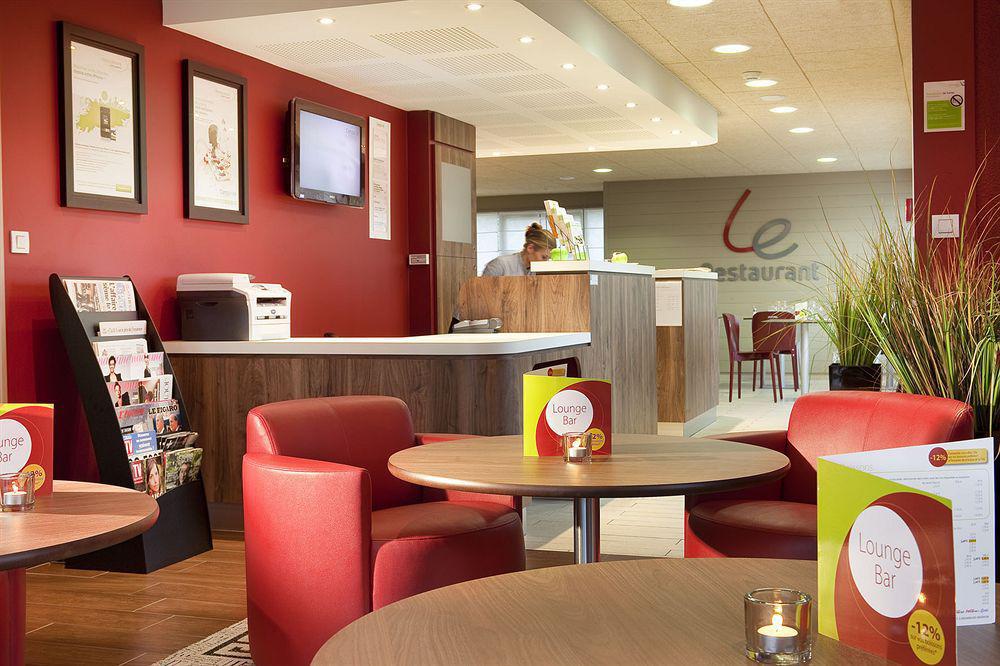 Campanile Nature - Dreux Restoran foto